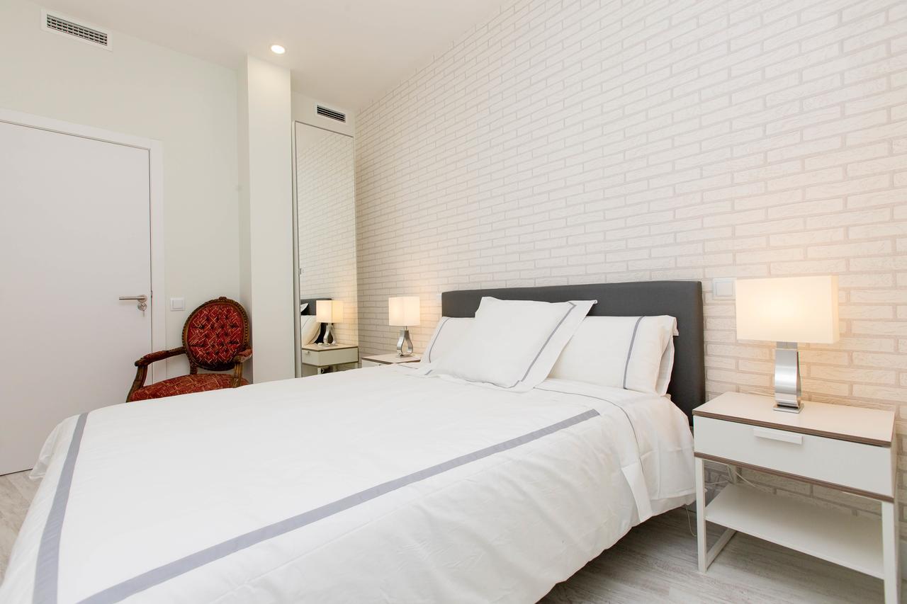 Bookinmadrid Com - Cascorro Sq 18 Pax Apartman Kültér fotó