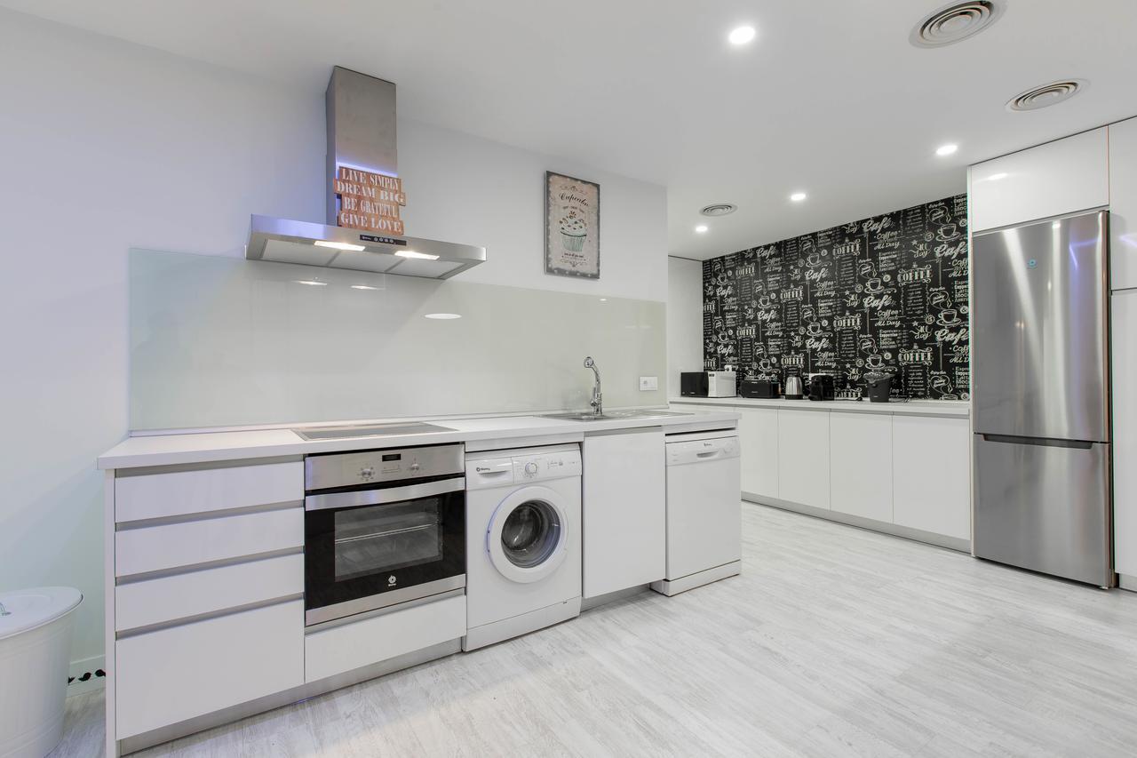 Bookinmadrid Com - Cascorro Sq 18 Pax Apartman Kültér fotó