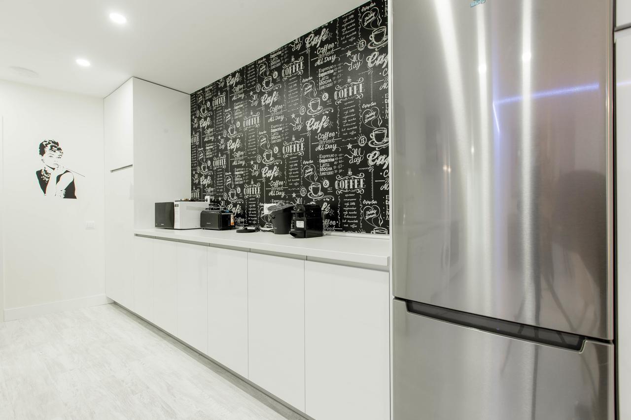 Bookinmadrid Com - Cascorro Sq 18 Pax Apartman Kültér fotó