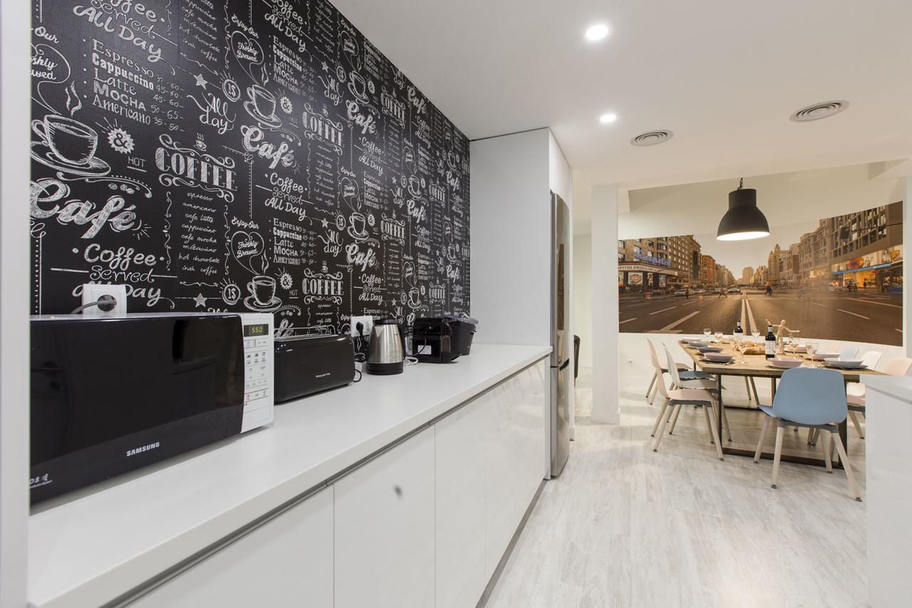 Bookinmadrid Com - Cascorro Sq 18 Pax Apartman Kültér fotó